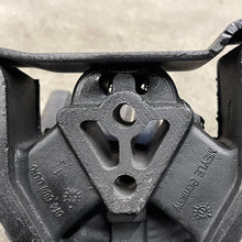 Load image into Gallery viewer, 900/9-3 Gearbox Mount