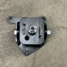 Load image into Gallery viewer, 9-5 HD Transmission Lower Mount