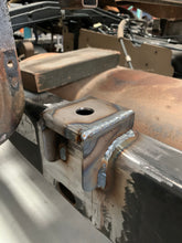 Load image into Gallery viewer, C10 Envoy Cab Mount Brackets